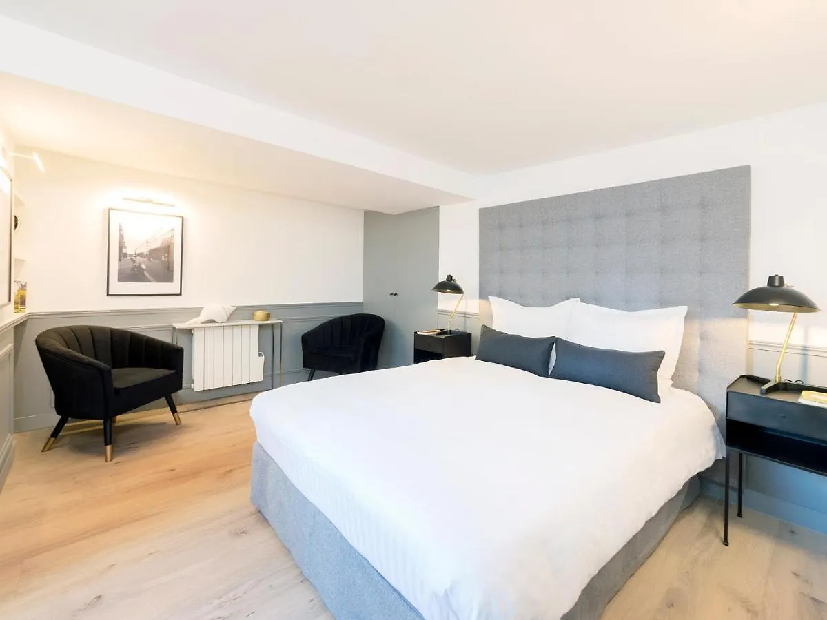 Livinparis - Luxury 4 Bedrooms Le Louvre I *