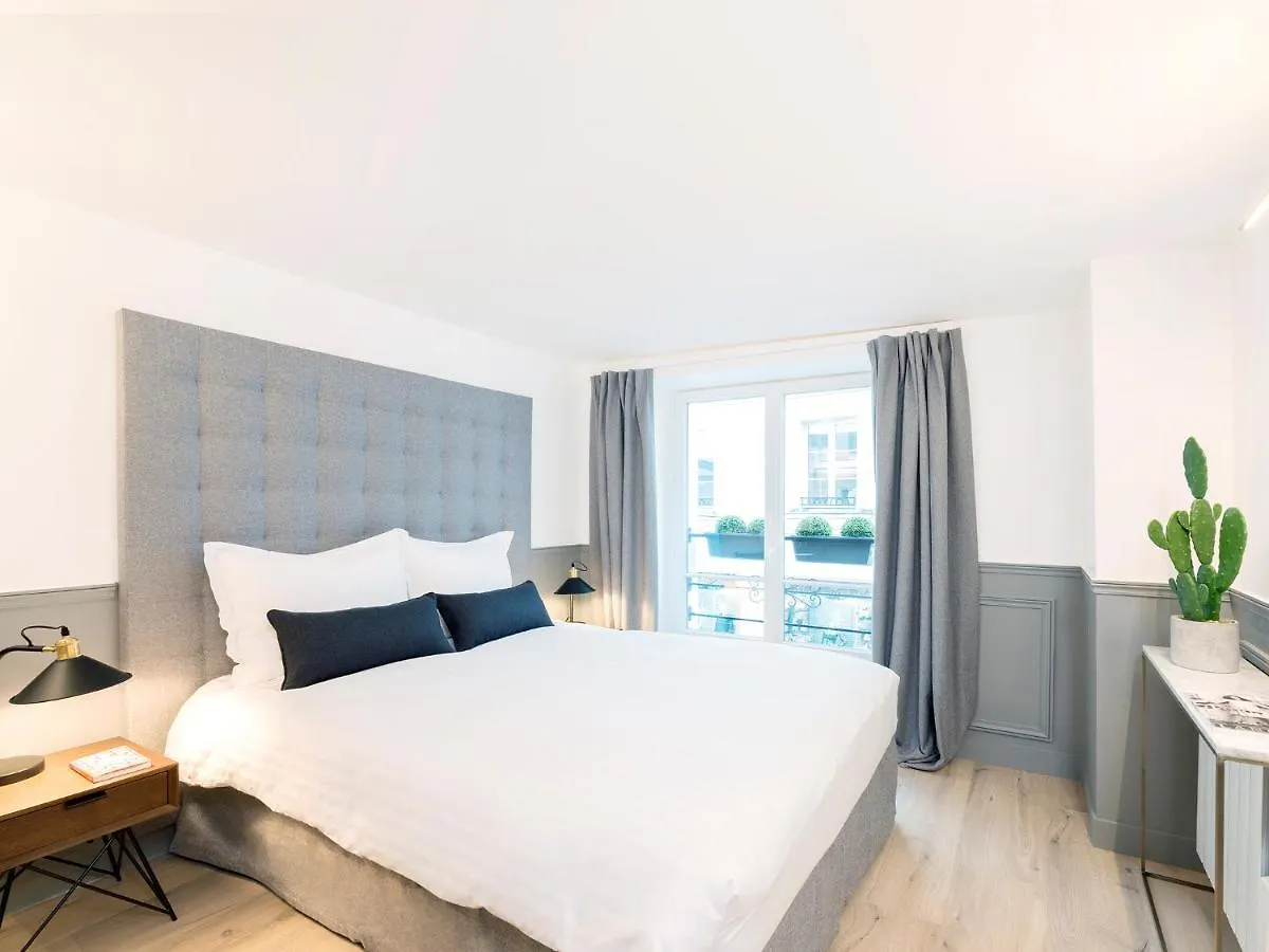 Apartament Livinparis - Luxury 4 Bedrooms Le Louvre I *